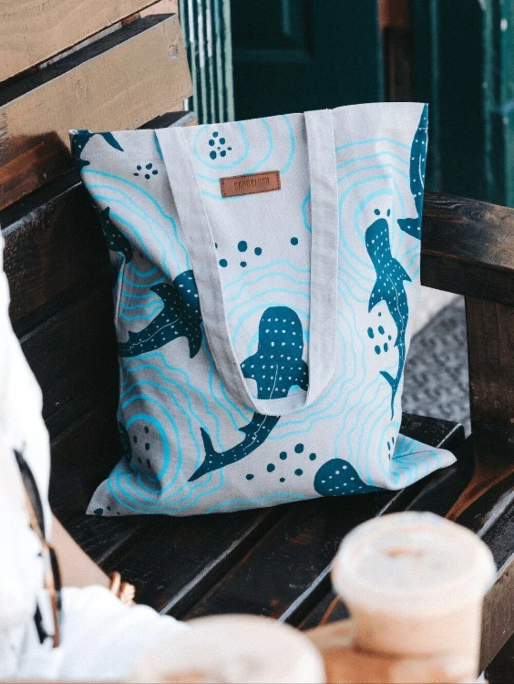 SAND CLOUD Shark Ripples Beach Tote Blue